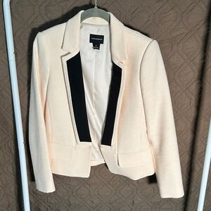 Club Monaco Cream Textured Blazer with Black Lapel Accents